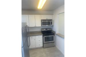 8500 Sunrise Lakes Blvd 106 Sunrise, FL 33322 - MLS#A11890775