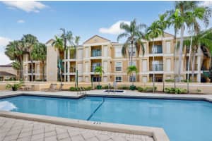 875 Riverside Dr 716, Coral Springs