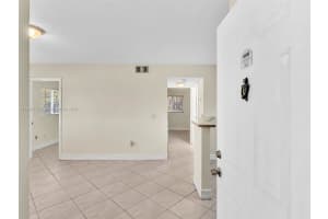 3610 N 56th Ave 202 Hollywood, FL 33021 - MLS#A11890787