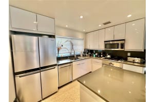 1825 Keystone Blvd North Miami, FL 33181 - MLS#A11890795