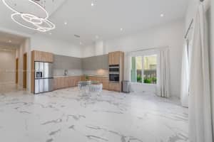 635 Sw 9th St Hallandale Beach, FL 33009 - MLS#A11890839