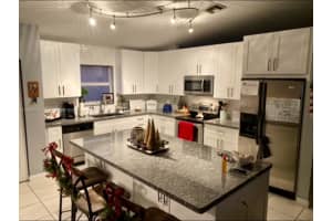 14018 Sw 155th Ct Miami, FL 33196 - MLS#A11890843