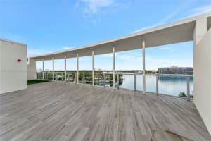 6620 Indian Creek Dr Ph711, Miami Beach