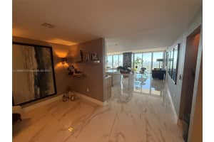 16385 Biscayne Blvd 3018 North Miami Beach, FL 33160 - MLS#A11890873