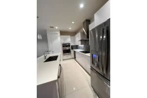 10422 Nw 64th Ter Doral, FL 33178 - MLS#A11890876