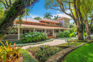 5400 Kerwood Oaks Dr Coral Gables, FL 33156 - MLS#A11890934