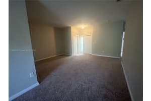 2731 Ne 3rd Dr 203 Homestead, FL 33033 - MLS#A11890939