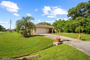 515 SE Nome Dr, Port St. Lucie, FL 34984, Sold 11/10/25