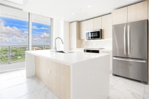 2000 Metropica Way 2501, Sunrise