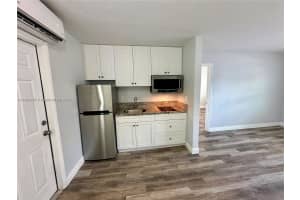 1201 Ne 5th Ave 4 Fort Lauderdale, FL 33304 - MLS#A11890965