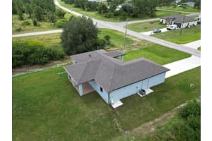 1043 Eisenhower Blvd Lehigh Acres, FL 33974 - MLS#A11890989
