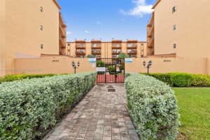 1800 W 54th St 109, Hialeah 1800 W 54th St 109, Hialeah