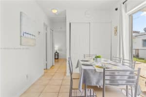 1936 Washington St, Hollywood