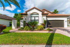 1441 E Lacosta Dr E Pembroke Pines, FL 33027 - MLS#A11891041