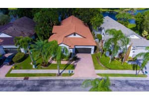 1441 E Lacosta Dr E Pembroke Pines, FL 33027 - MLS#A11891041