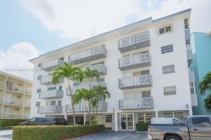 1662 Lincoln Ct 402, Miami Beach