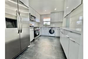 10467 Sunrise Lakes Blvd 410, Sunrise