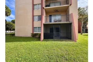 13701 Kendale Lakes Cir B-111 Miami, FL 33183 - MLS#A11891159