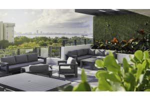 11200 Biscayne Blvd , Miami, FL 33181 - MLS#A11891190