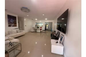 16030 Miami Dr North Miami Beach, FL 33162 - MLS#A11891241