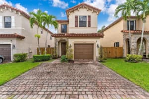 3708 Ne 1st St, Homestead
