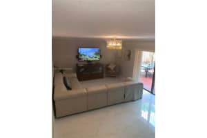 2561 Camelot Ct Cooper City, FL 33026 - MLS#A11891272