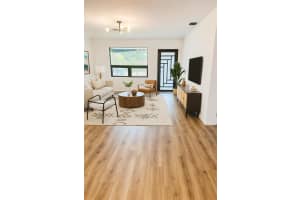 3040 Nw 96th St Miami, FL 33147 - MLS#A11891274