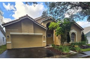 11575 S Quayside Dr, Cooper City