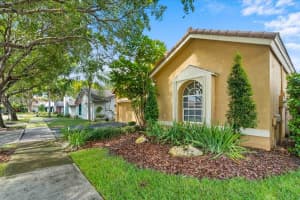 11575 S Quayside Dr Cooper City, FL 33026 - MLS#A11891289