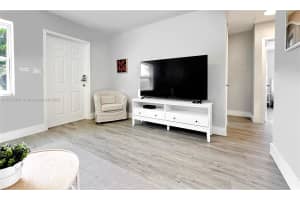 528 Sw 4th Ave 0 Hallandale Beach, FL 33009 - MLS#A11891291