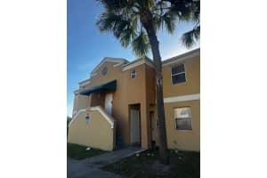 2421 Nw 56th Ave 2-102 Lauderhill, FL 33313 - MLS#A11891297