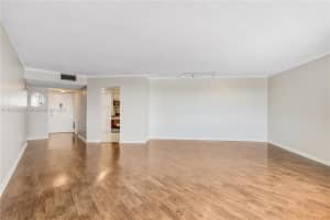 2750 Ne 183rd St 607, Aventura