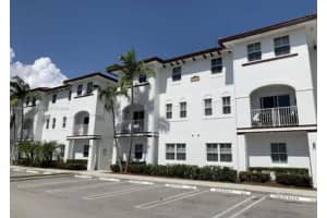 8760 Nw 97th Ave 212, Doral 8760 Nw 97th Ave 212, Doral