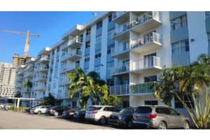 16465 Ne 22nd Ave 114 North Miami Beach, FL 33160 - MLS#A11891354