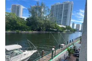 3745 Ne 171st St 70 North Miami Beach, FL 33160 - MLS#A11891368