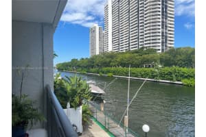 3745 Ne 171st St 70 North Miami Beach, FL 33160 - MLS#A11891368