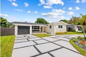 3333 Roosevelt St Hollywood, FL 33021 - MLS#A11891510