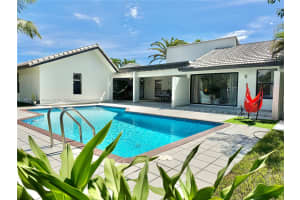 8345 168th Ter , Palmetto Bay, FL 33157 Sold 06/15/26