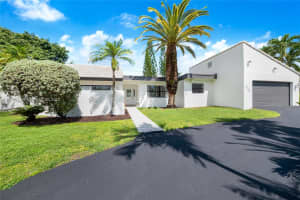 8345 168th Ter , Palmetto Bay, FL 33157 Sold 06/15/26