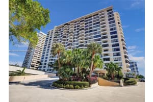 600 Three Islands Blvd 1021 Hallandale Beach, FL 33009 - MLS#A11891556