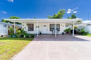 5728 Sw 39th St, West Park