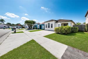13910 Sw 160th Ter, Miami