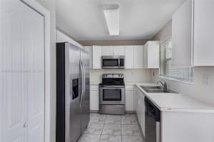16122 Sw 104th Ter Miami, FL 33196 - MLS#A11891633