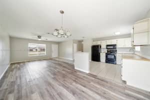 301 Se Whitmore Dr Port Saint Lucie, FL 34984 - MLS#A11891647
