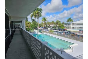 1450 Ne 170th St 211 North Miami Beach, FL 33162 - MLS#A11891649