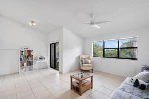 610 S Park Rd 35-1 Hollywood, FL 33021 - MLS#A11891655