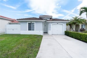 15126 Sw 140th Ter, Miami