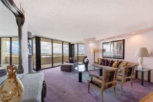 1000 Quayside Ter Ph9 Miami, FL 33138 - MLS#A11891687