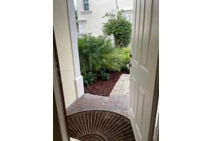 5565 Ne Trieste Way Boca Raton, FL 33487 - MLS#A11891689