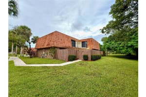 8429 N Coral Cir, North Lauderdale